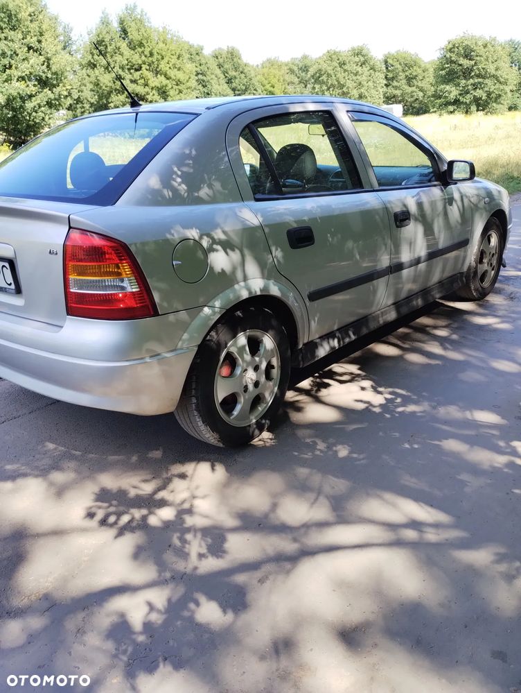 Opel Astra 1.6 Comfort - 9