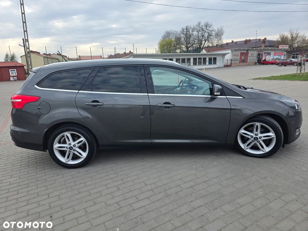 Ford Focus 2.0 TDCi Titanium ASS - 6