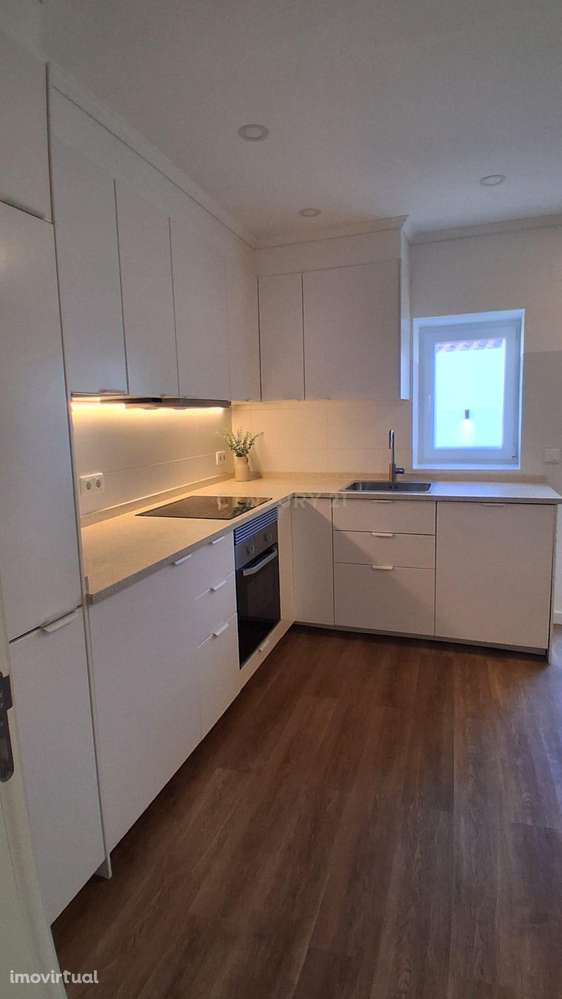 Apartamento T2 + aproveitamento sótão| Boa localização - Grande imagem: 2/35