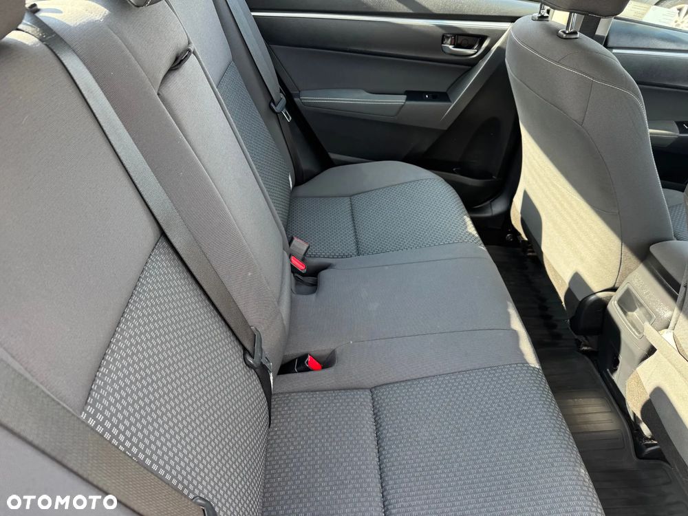 Toyota Corolla 1.4 D-4D Comfort - 13