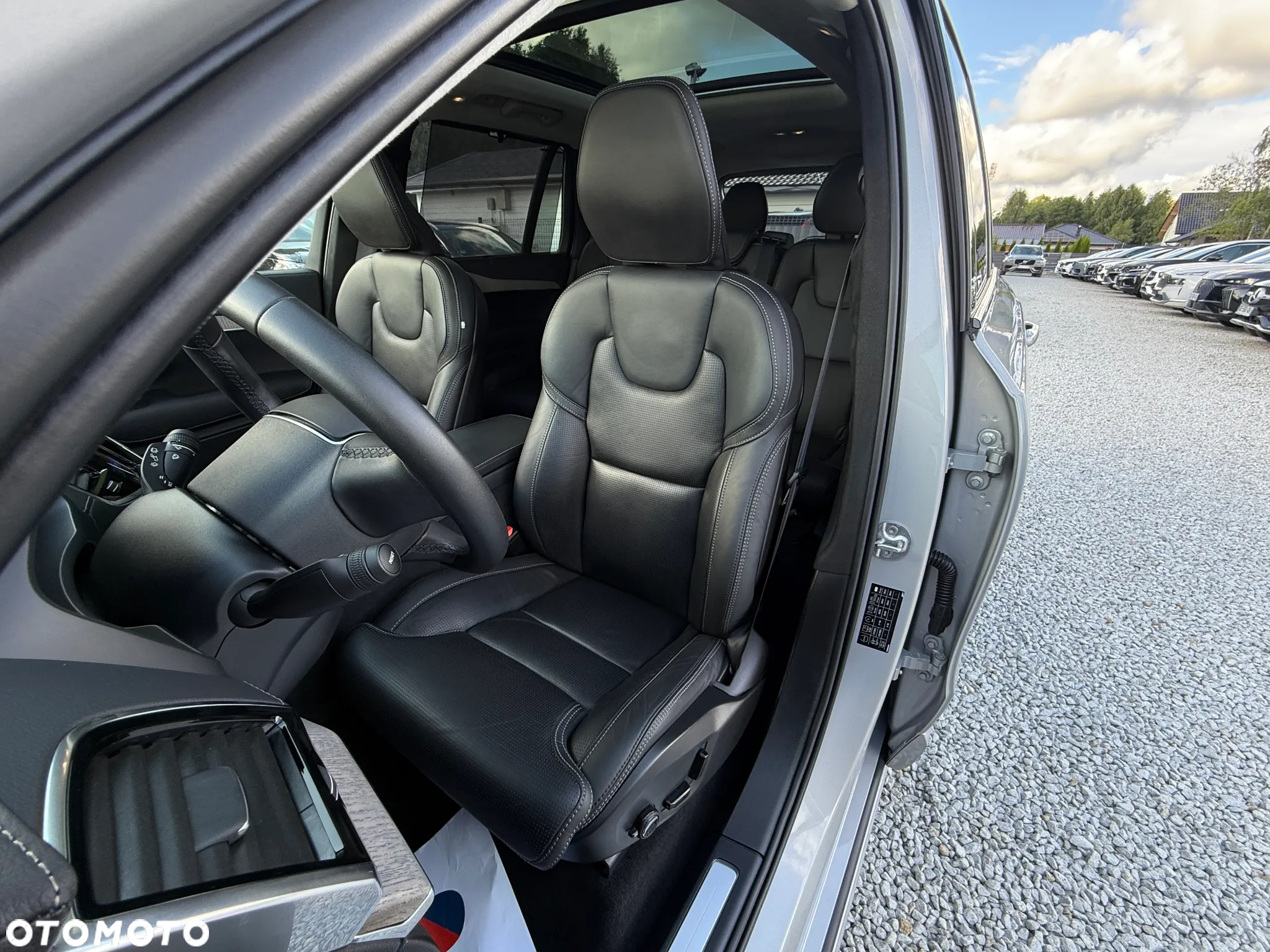 Volvo XC 90 T8 AWD Plug-In Hybrid Ultimate Dark 7os - 28