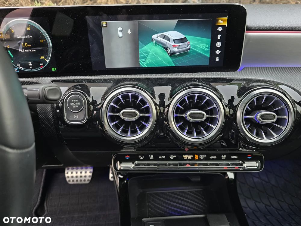 Mercedes-Benz Klasa A 250 4Matic 7G-DCT AMG Line - 11