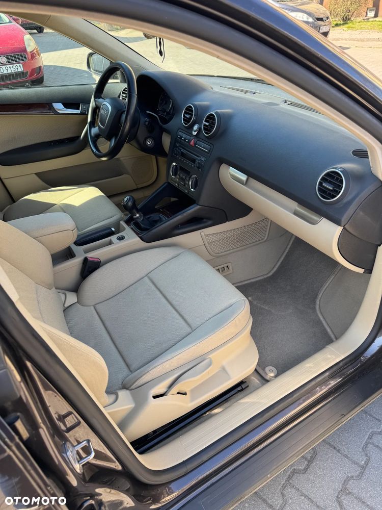 Audi A3 Sportback - 12