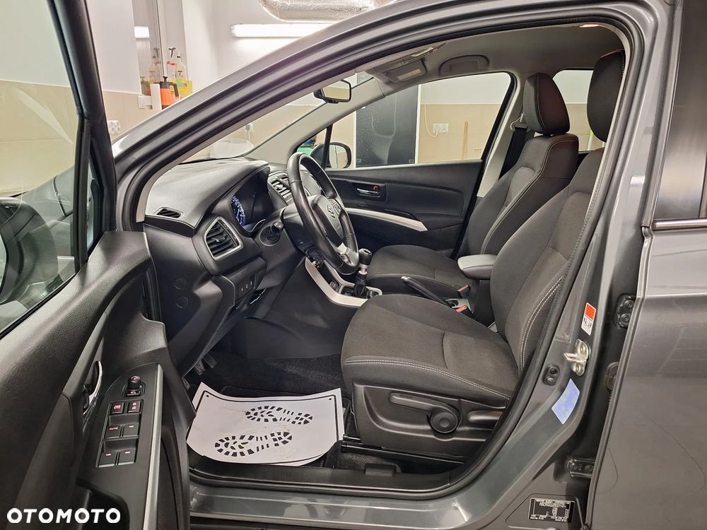 Suzuki SX4 S-Cross 1.4 Boosterjet Comfort - 19