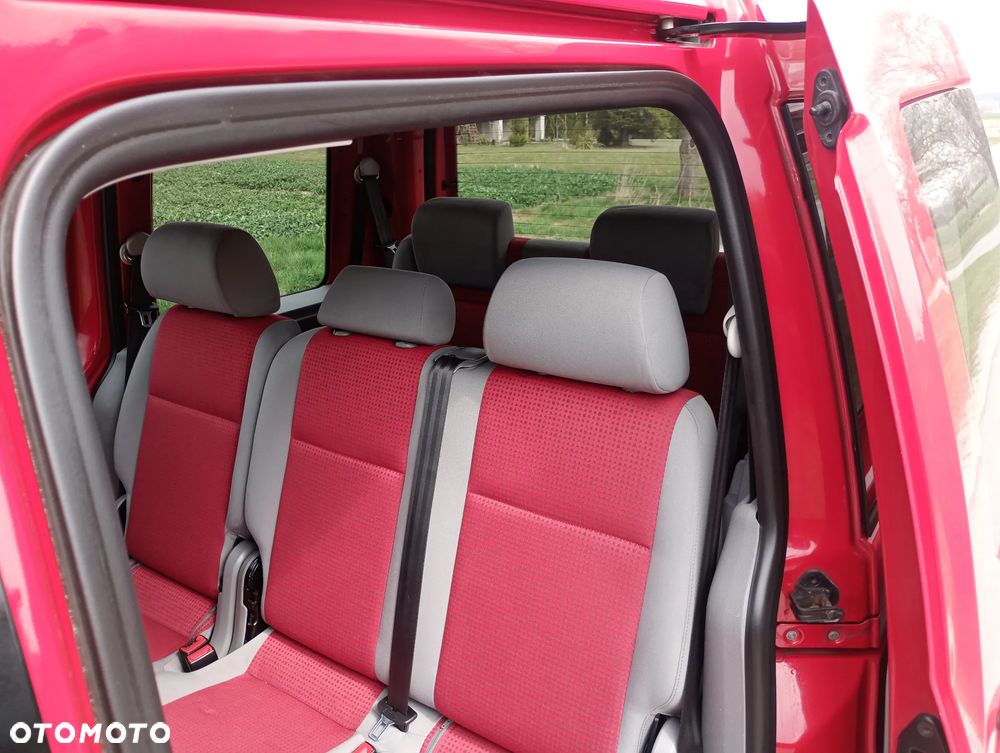 Volkswagen Caddy 1.6 Life (7-Si.) - 6