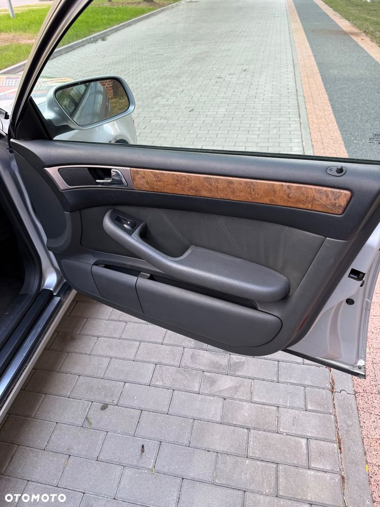 Audi A6 Avant - 21