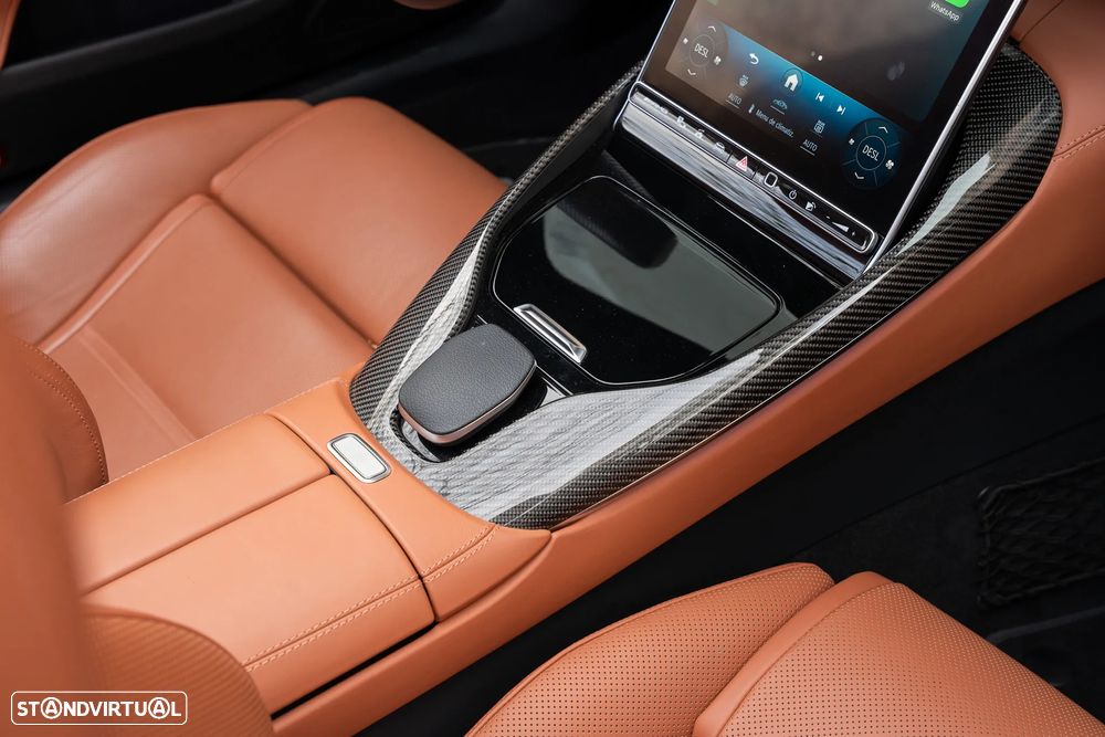 Mercedes-Benz SL 63 AMG 4Matic+ - 27