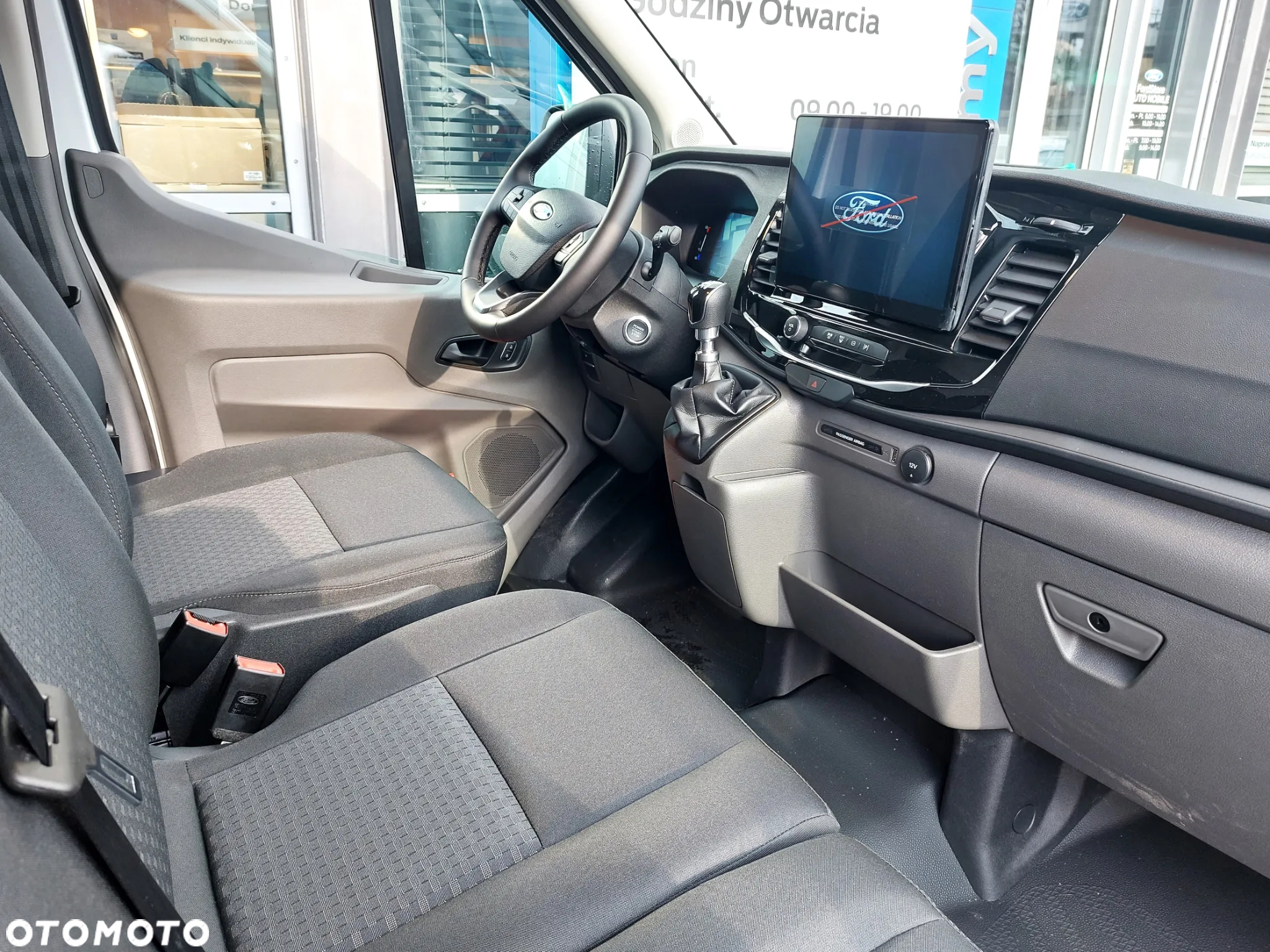 Ford Transit - 13