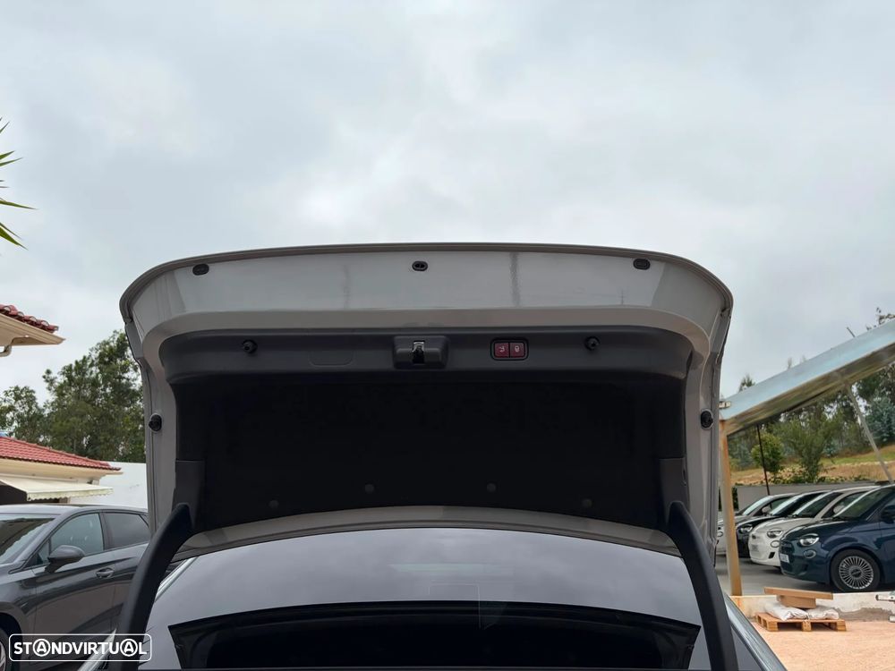 Mercedes-Benz EQE 300 AMG Line - 22