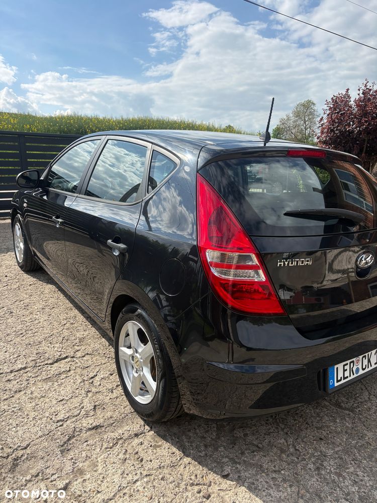 Hyundai i30 1.4 Comfort - 14