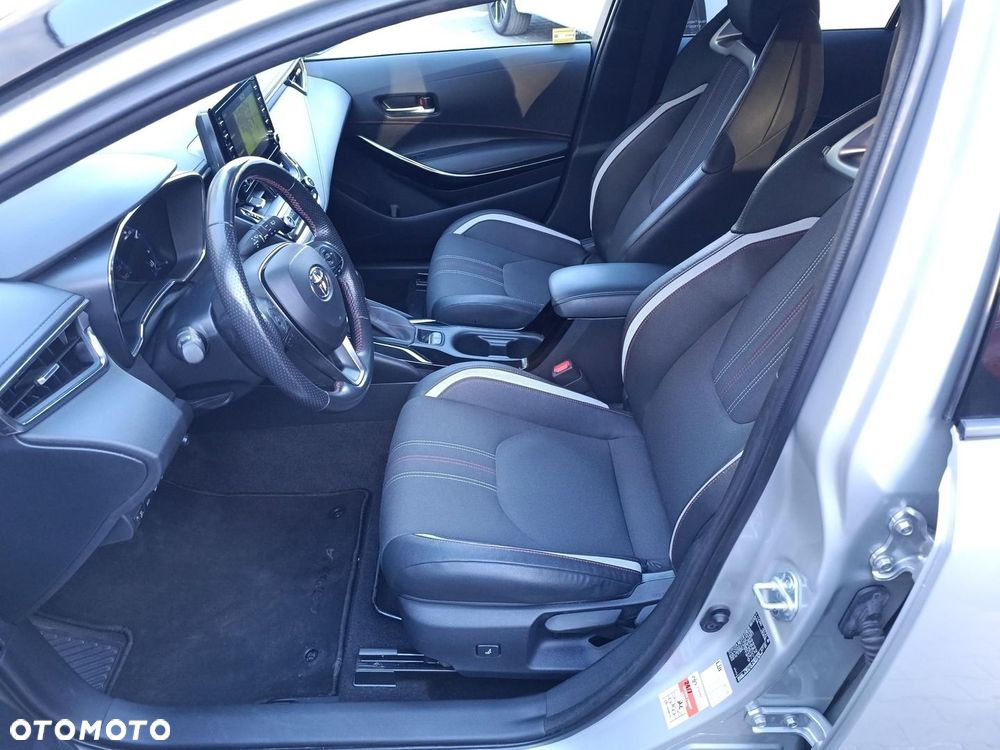 Toyota Corolla 1.8 Hybrid GR Sport - 13