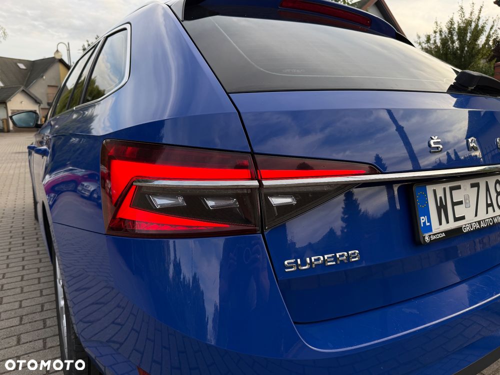 Skoda Superb 2.0 TDI SCR Ambition - 32