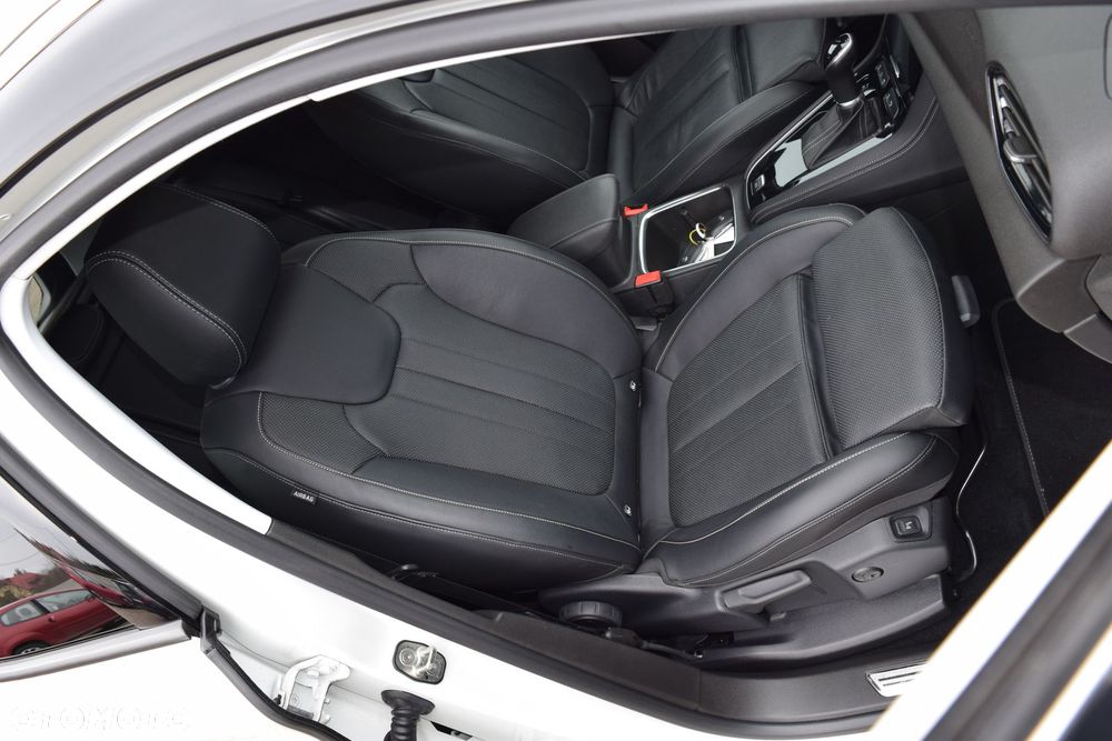 Opel Grandland X 1.6 Start/Stop Automatik Ultimate - 22