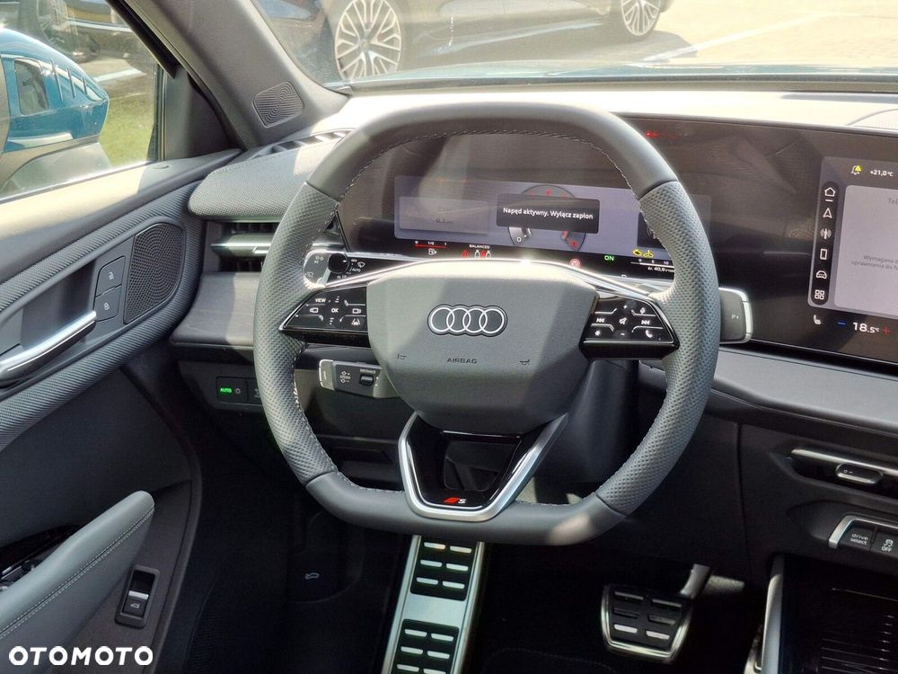 Audi Q3 Sportback - 14