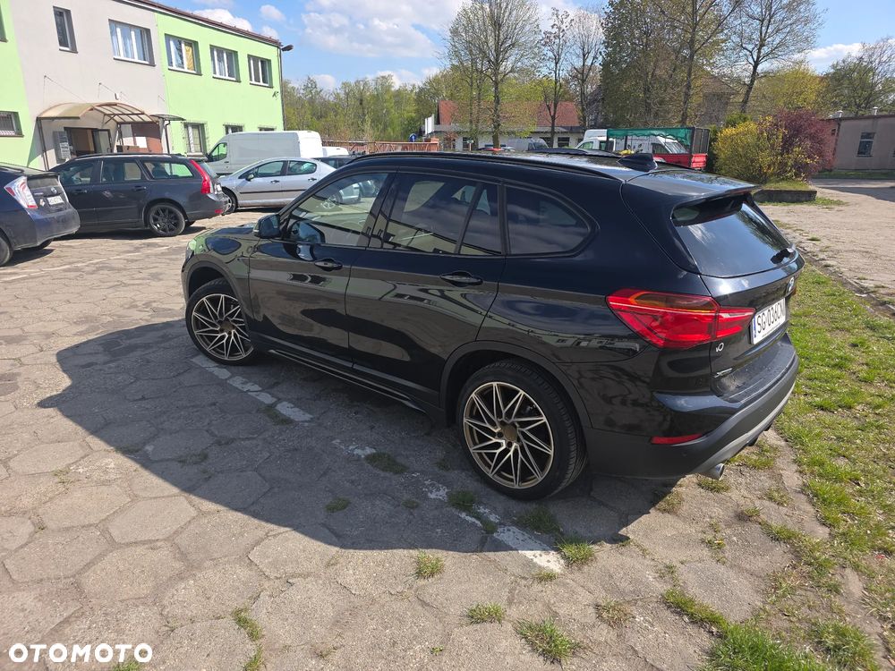 BMW X1 sDrive18i Business Edition - 6
