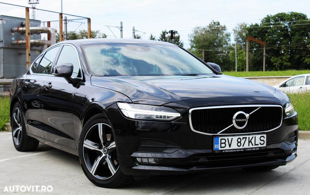 Volvo S90 D4 Momentum - 2