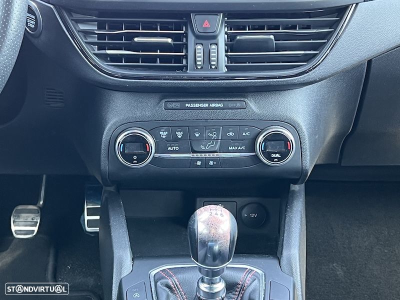 Ford Focus 1.5 TDCi ECOBlue ST-Line - 15