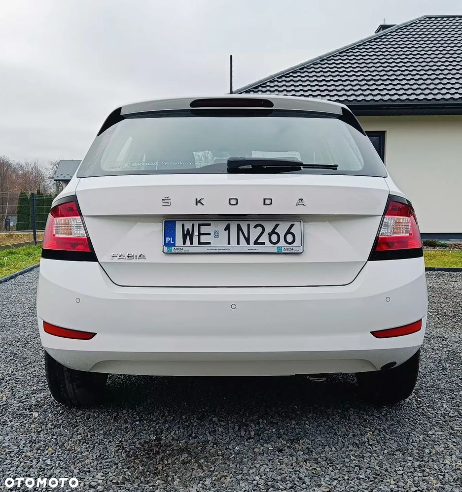 Skoda Fabia 1.0 Ambition Plus - 4
