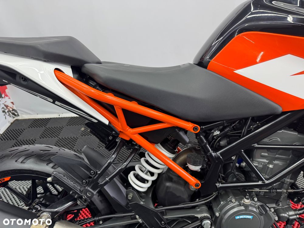 KTM Duke - 32