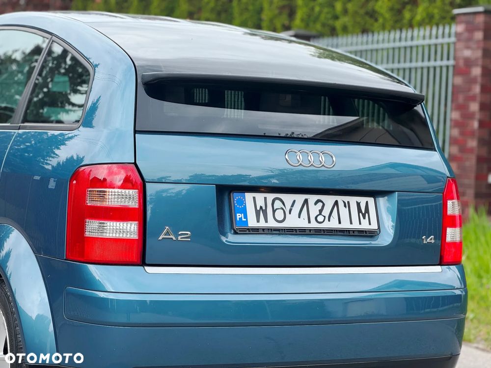 Audi A2 1.4 - 12