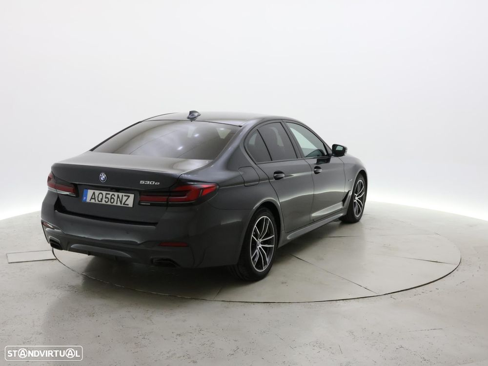 BMW 530 e Pack M - 6
