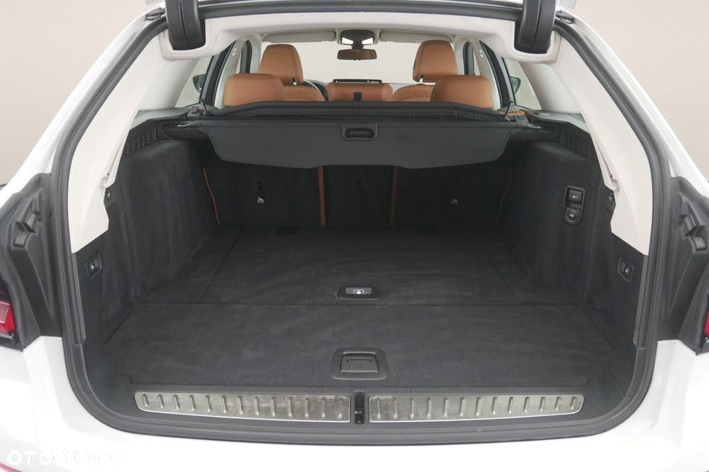 BMW Seria 5 - 16
