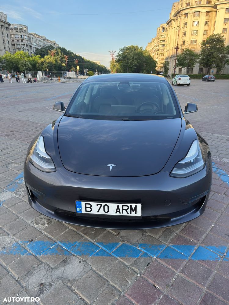 Tesla Model 3 Langstreckenbatterie Allradantrieb Dual Motor - 2