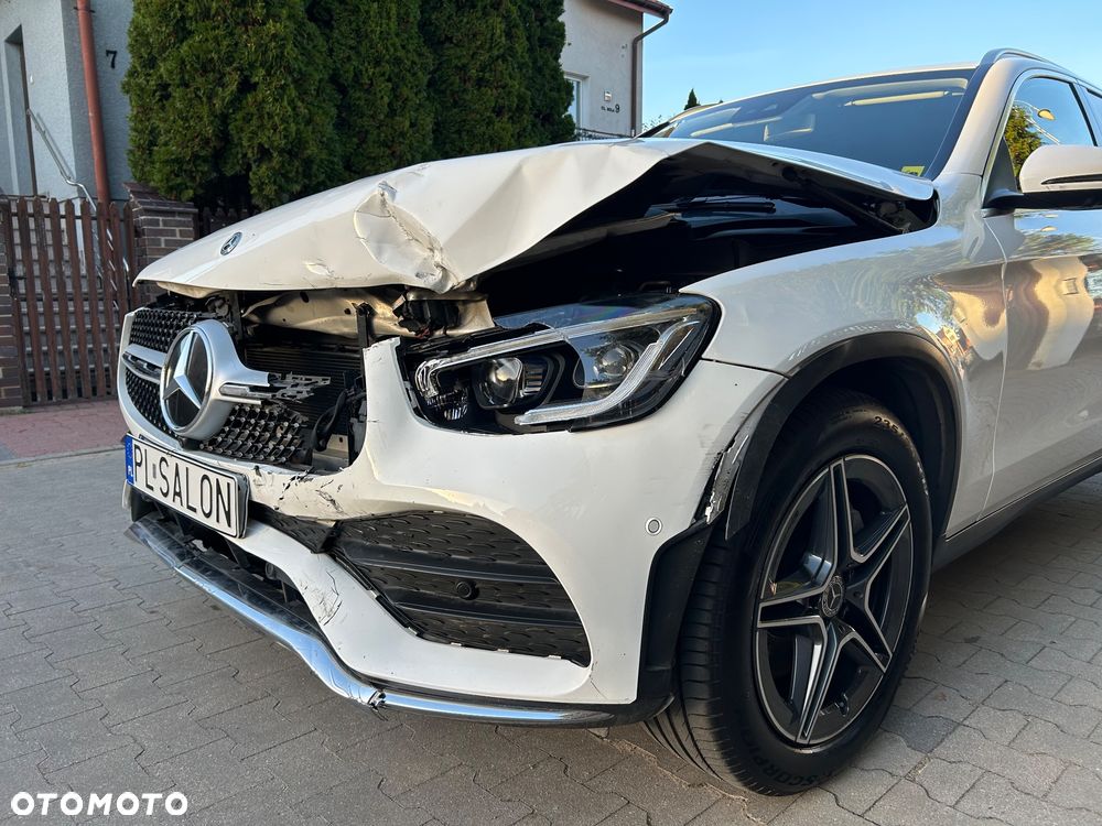 Mercedes-Benz GLC - 13