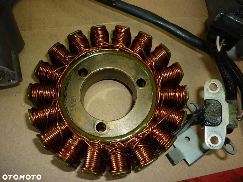 Pokrywa dekiel sprzęgła pompa wody Suzuki SV 650 rok od 2003 - 9