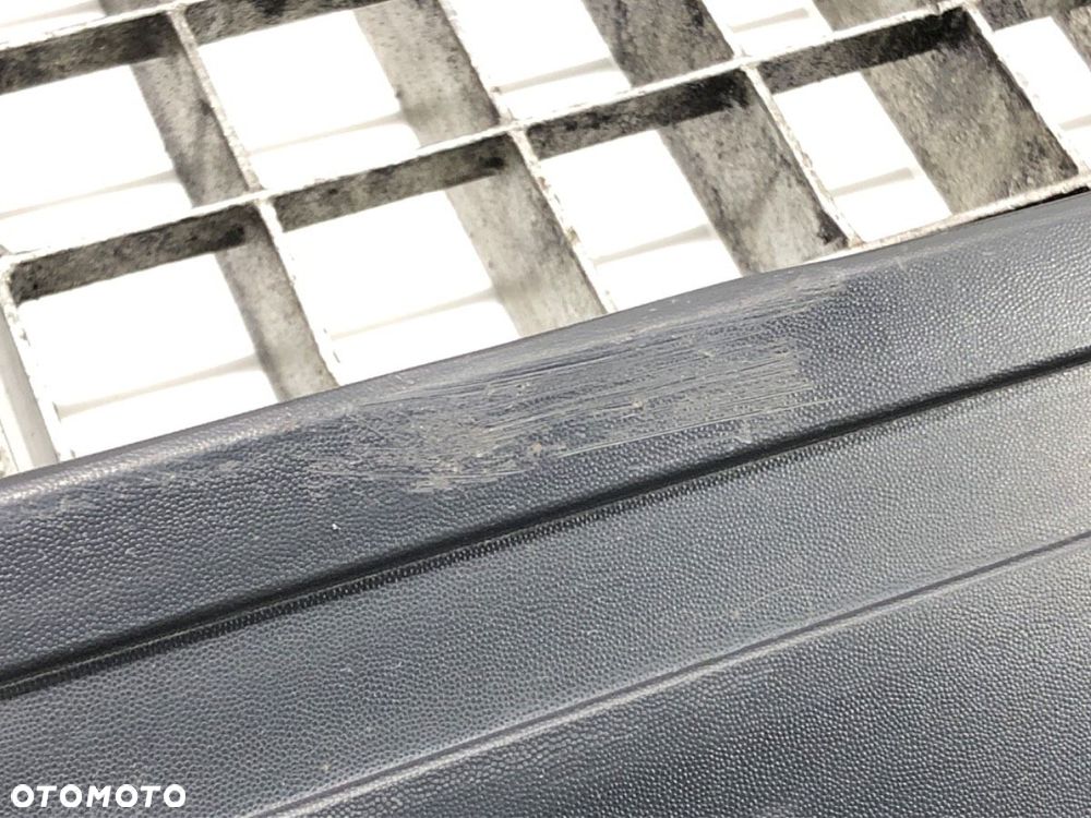 LISTWA DRZWI LEWY PRZÓD  RENAULT CLIO IV (BH_) 2012 - 2022 1.2 16V 54 kW [73 KM] benzyna 2012 - - 2