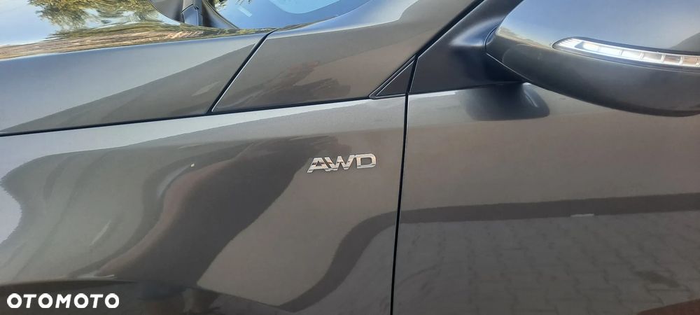 Kia Sportage 2,0 CRDI AWD Spirit - 3