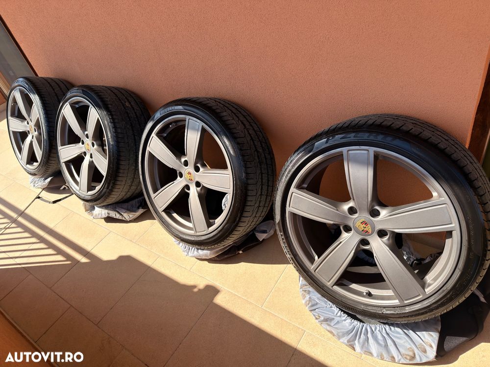 Jante 22’ OEM + anvelope vară Pirelli P Zero - 1