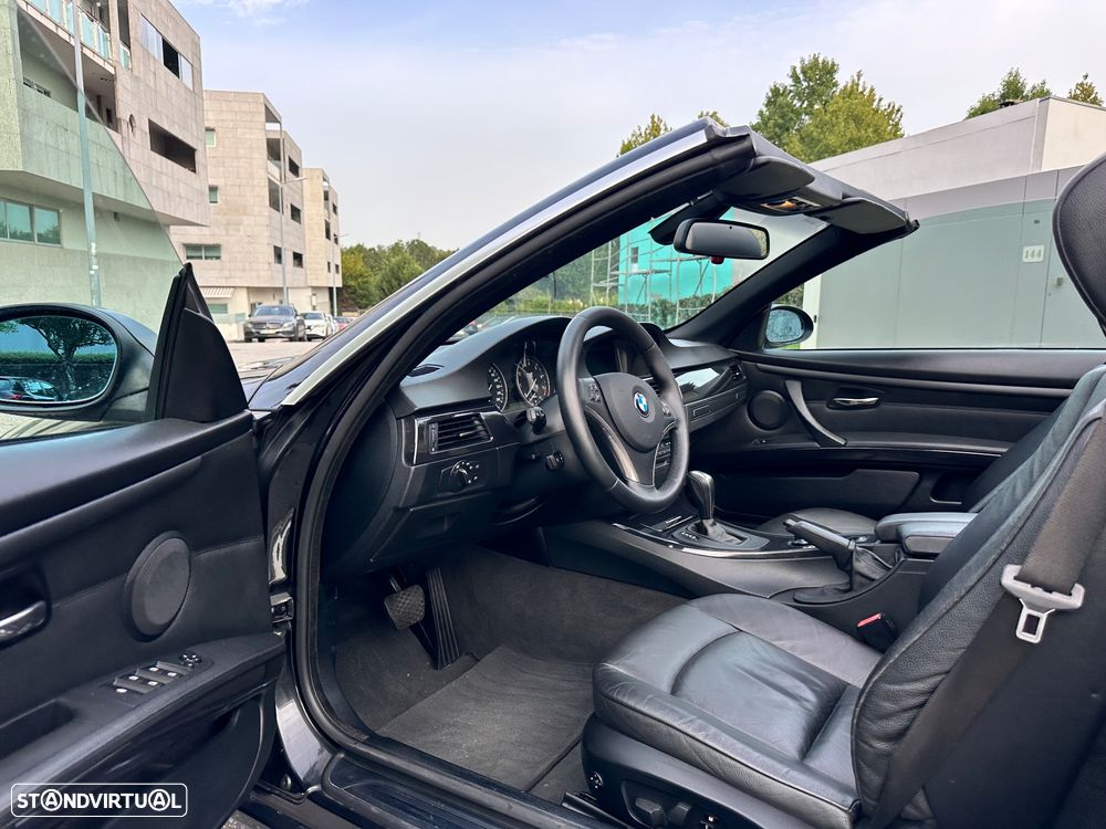 BMW 320 i Cabrio Auto - 39