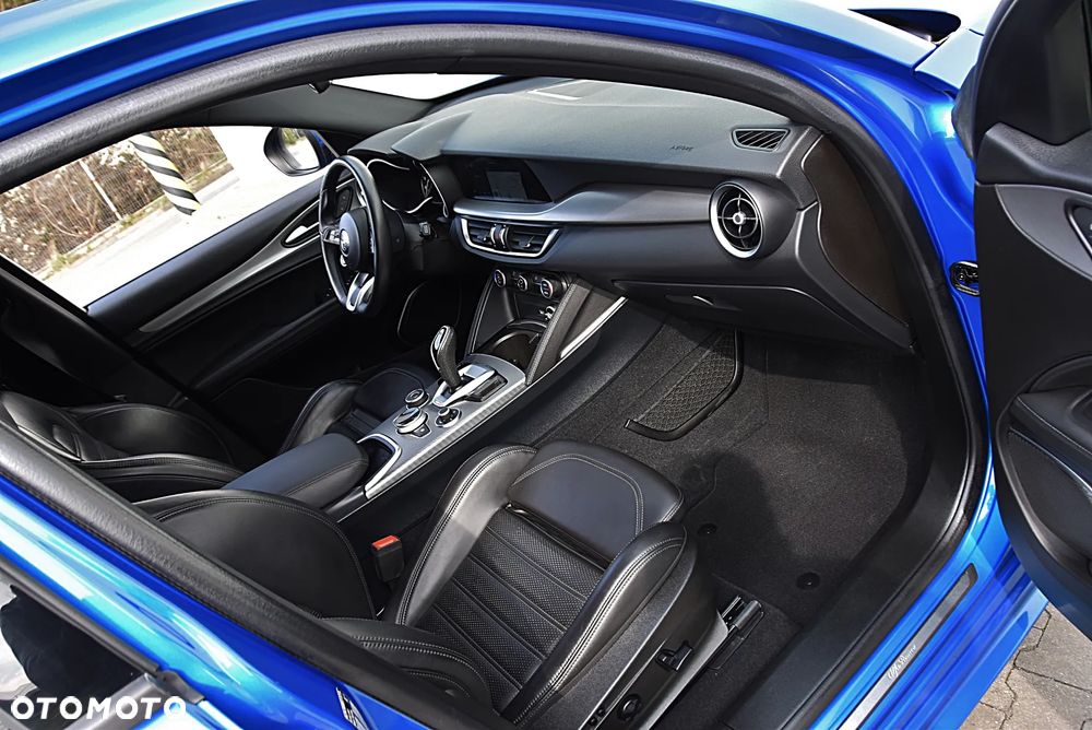 Alfa Romeo Stelvio 2.0 Turbo Veloce Q4 - 21