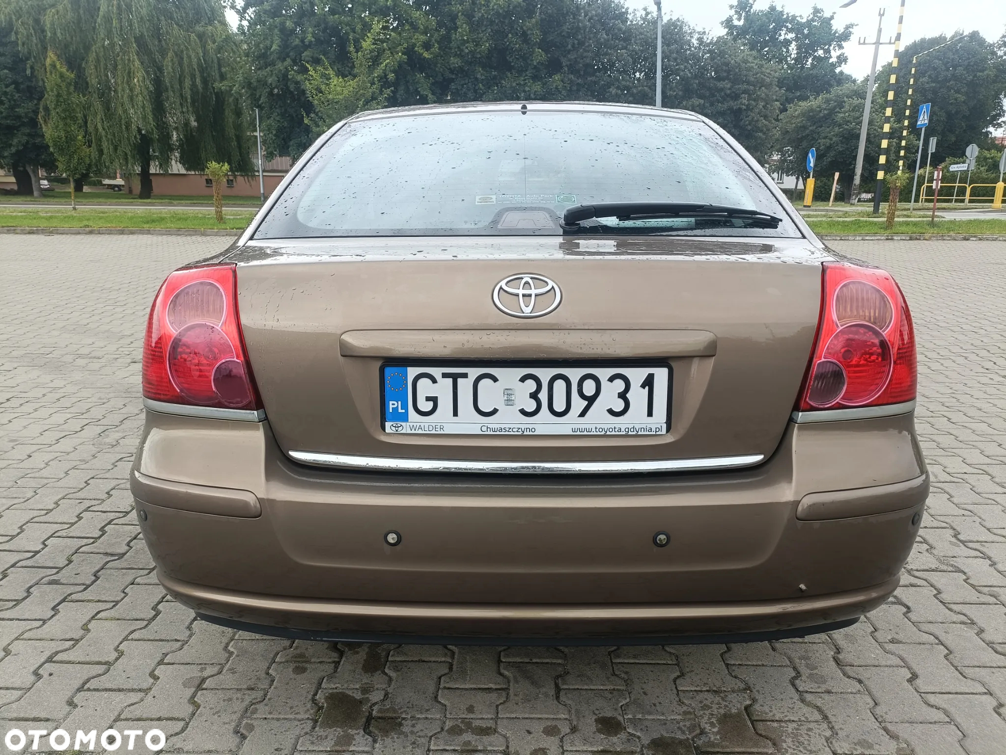 Toyota Avensis 2.0 D-4D High - 6