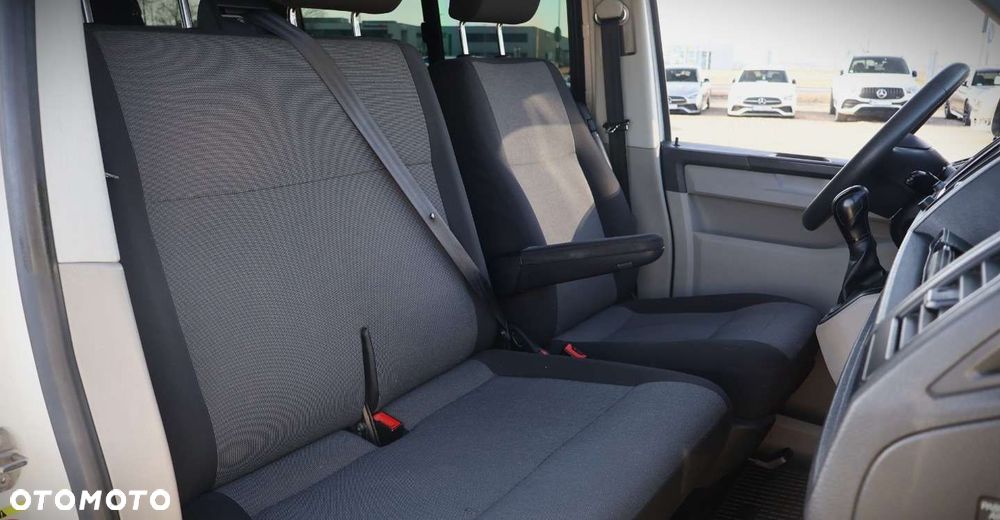 Volkswagen Transporter - 17