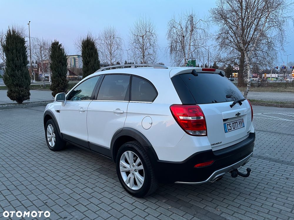 Chevrolet Captiva 2.2 2WD LT - 2