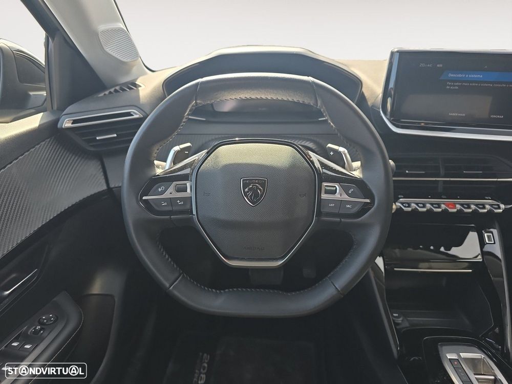 Peugeot 208 1.2 Hybrid Allure e-DCS6 - 12
