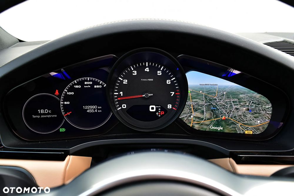 Porsche Cayenne Platinum Edition - 12