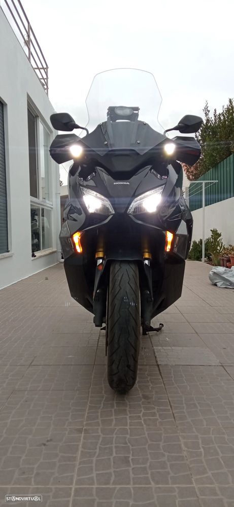 Honda Forza - 13