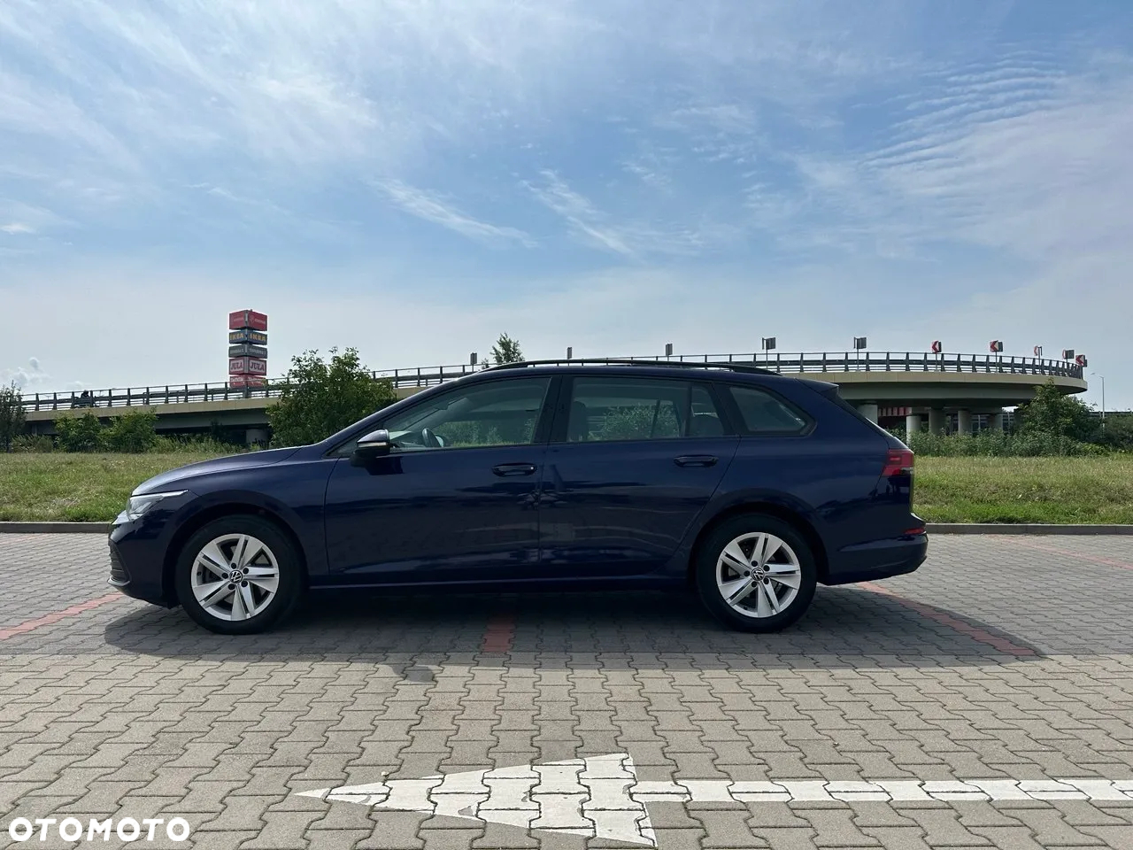 Volkswagen Golf - 24