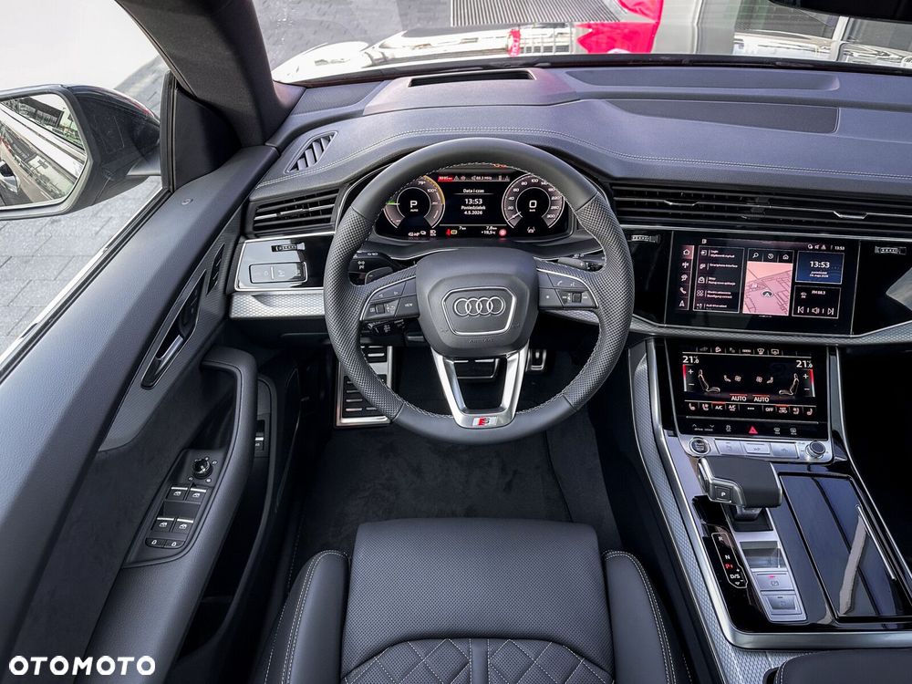 Audi Q8 - 24