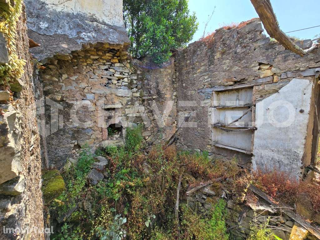 Casa Antiga para reconstruir em Avecasta. - Grande imagem: 3/34