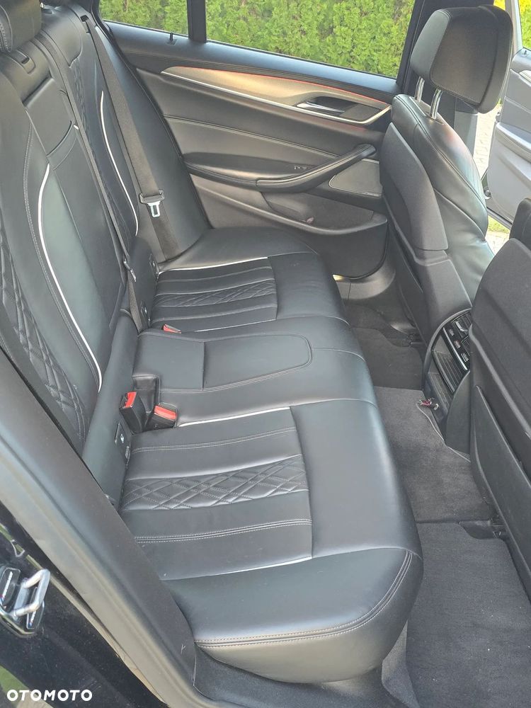 BMW Seria 5 520d xDrive mHEV M Sport sport - 33