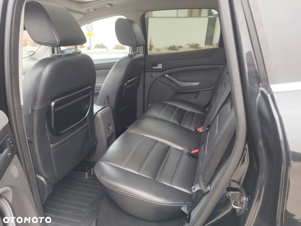 Ford Kuga 2.5 4x4 Titanium - 14