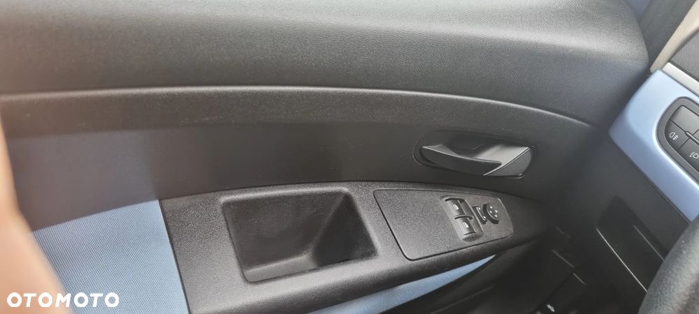 Fiat Grande Punto - 10