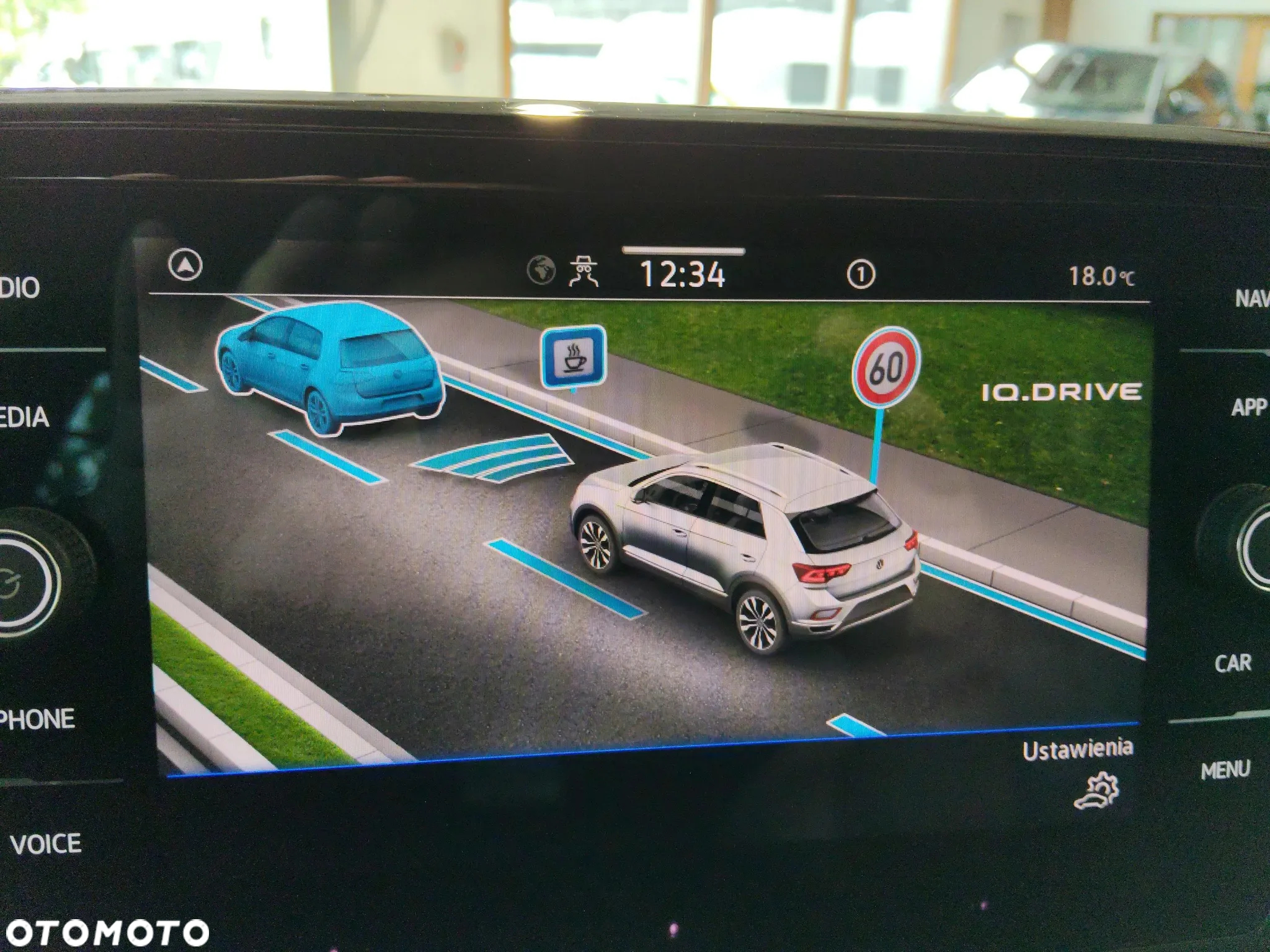 Volkswagen T-Roc 1.5 TSI R-Line DSG - 27