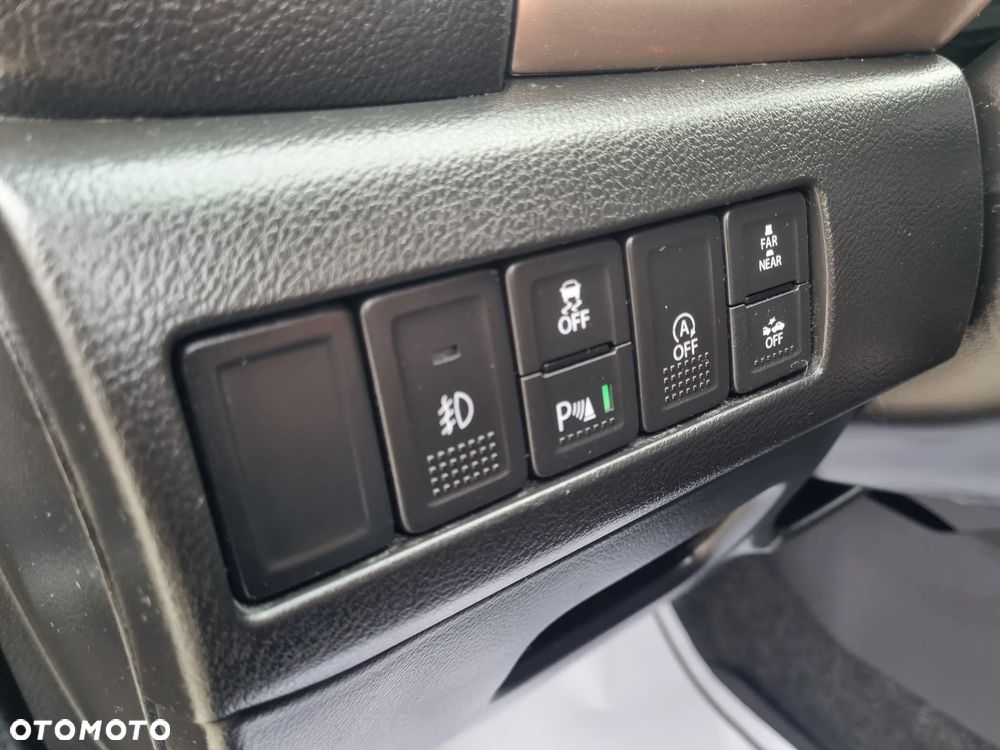 Suzuki Vitara 1.6 Premium 2WD - 24