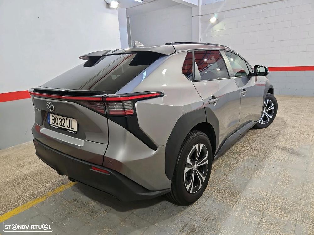 Toyota bZ4X 71,4 kWh Premium - 4