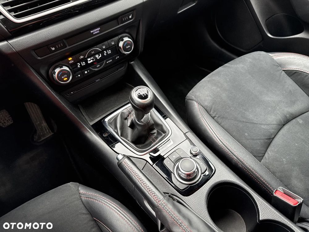 Mazda 3 1.5 D Skypassion - 12